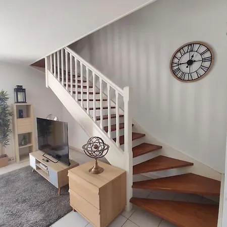 Maison 2 - 1 A 6 Pers - Holiday home Toulenne